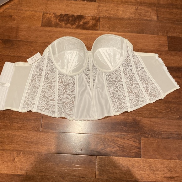 40 DD corset - Picture 3 of 3